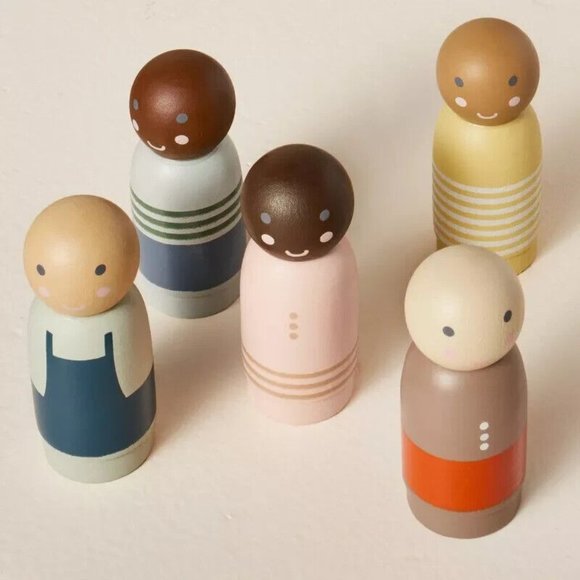 Hearth and Hand with Magnolia Toy Pal People Figurine Set 6pc - Picture 2 of 3